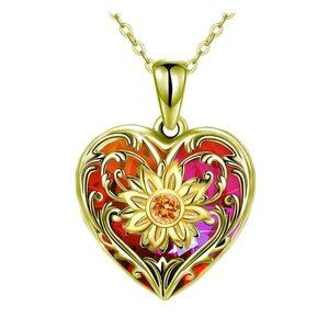 New  Gold tone heart necklace